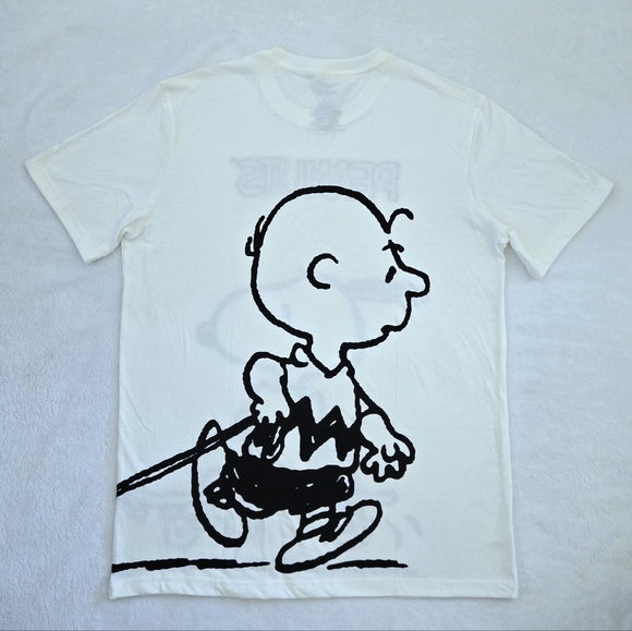 Peanuts🥜 Skateboarding🛹 Snoopy🐶 Graphic Tee👕 - NWOT - Picture 9 of 13